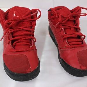 Nike Kids Shoes 5Y 768902-623 | Red/White | Gently Worn